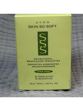 Avon New Skin-So-Soft Antibacterial Moisturizing Towelettes Box of 10- 2003 New